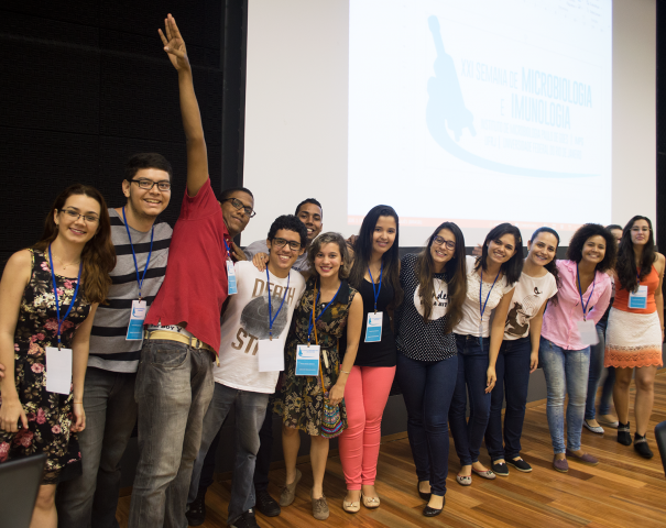 XXVI Semana de Microbiologia reúne discentes, docentes e técnicos administrativos